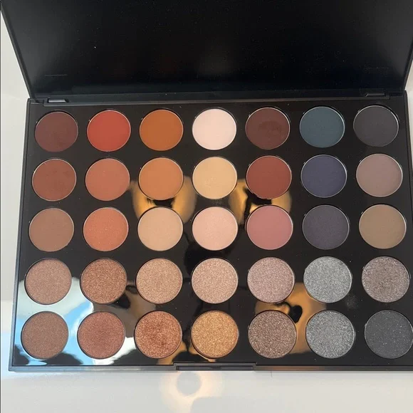Morphe 35MI Magic Mirror Eyeshadow Palette - Picture 3 of 6